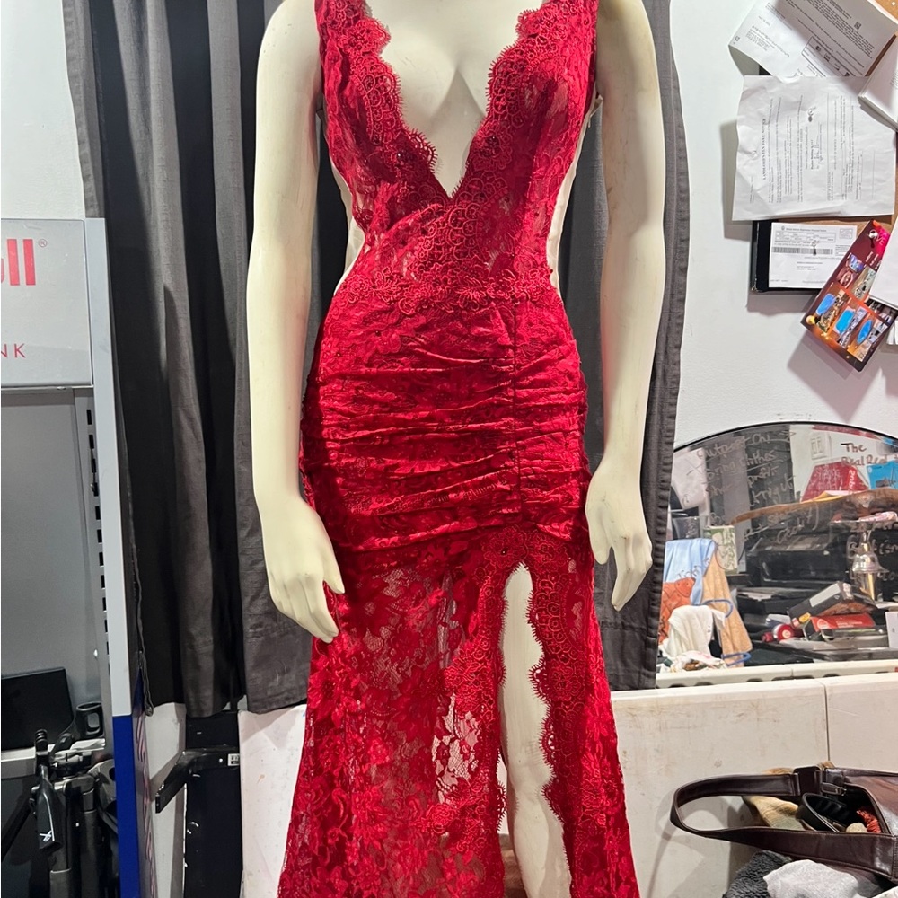 Elegant Red Lace Dress